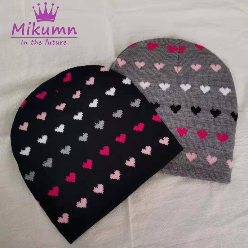 

Japanese Harajuku Cute Love Heart Beanies Hat Women Girls Winter Warm Knitted Hat Casual Streetwear Hip Hop Cap, White
