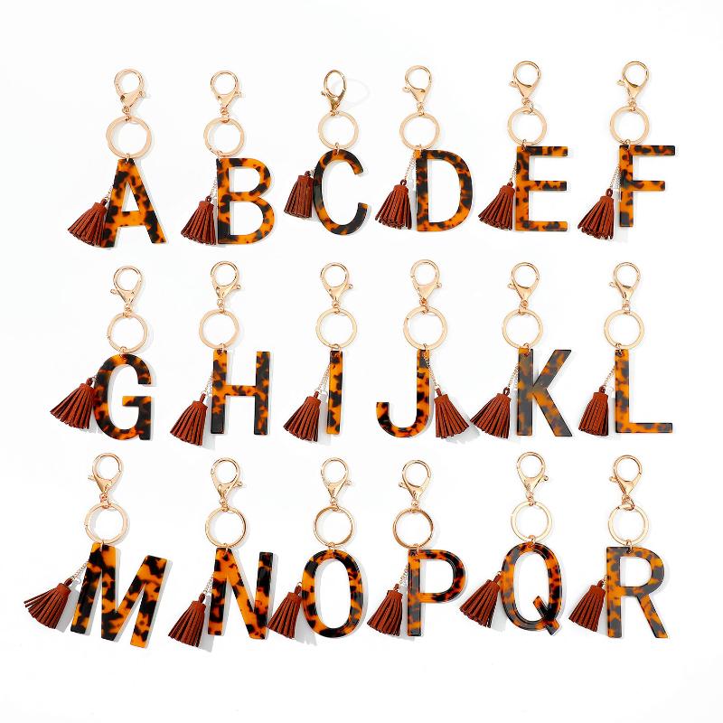 

26 Initail keychain A-Z Popular Leopard Print Acetate Pendant Keyrings Alphabet Resin key ring Christmas Creative Gifts