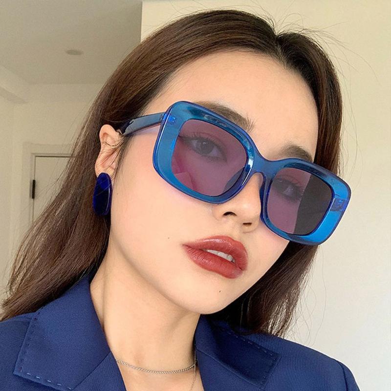 

WOENFEL Fashion Round Sunglasses Women Vintage Retro Eyeglasses Designer Luxury Classic Blue Thick Frame Shades Travel Eyewear