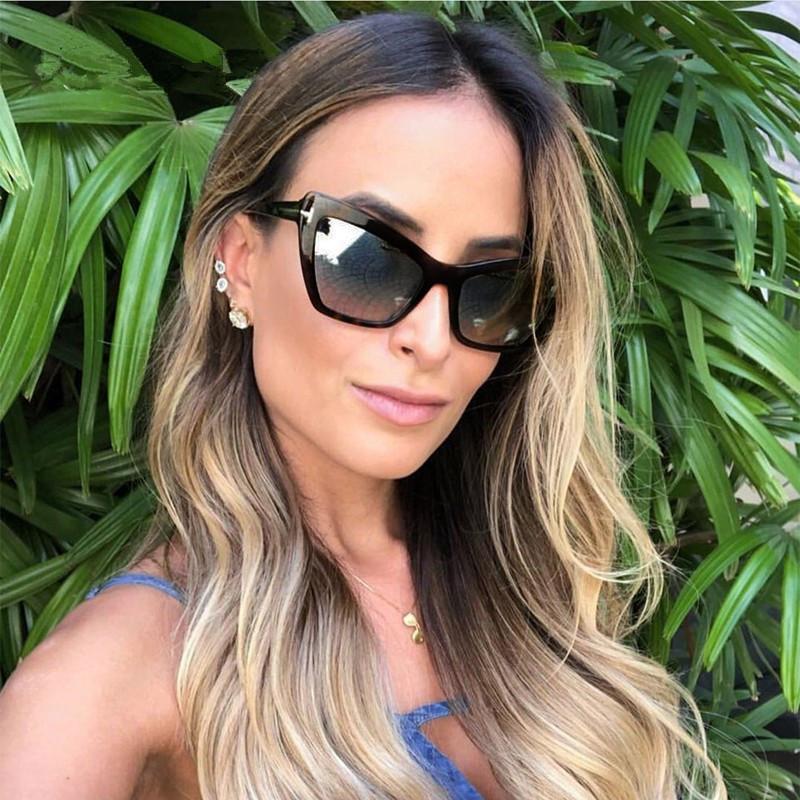 

2020 New Lady Oversized Sunglasses for Women Cat Eye Brand Designer Glasses Fashion Rivet T Eyewear Trend Sun Glasses UV400
