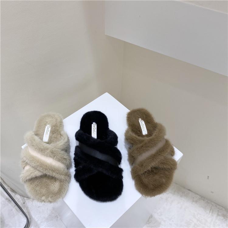 

Shoes Slippers Flat Low Fur Flip Flops Luxury Slides Plush Soft Designer Rubber Hoof Heels Basic Fabric Rome Autumn PU Fur