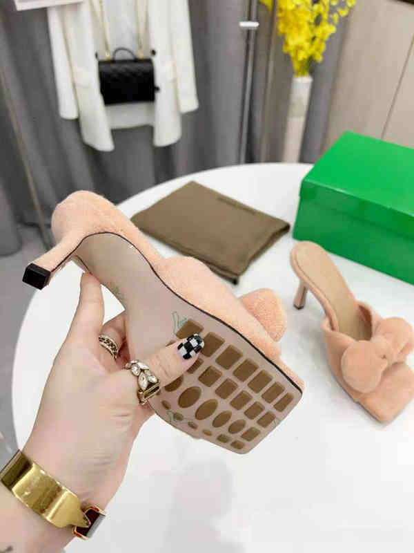 

Sandals women bow Luxurys high heel non-slip sandals designer comfortable slippers summer indoor and outdoor casual shoes top quality Brand C8CB, Box