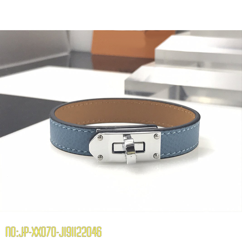 

2020 Now Wholesale Fashion Titanium Steel Pure Leather Bracelet Jewelry Double Skin H Bracelet Real Leather Round Buckle Bracelet for Wome