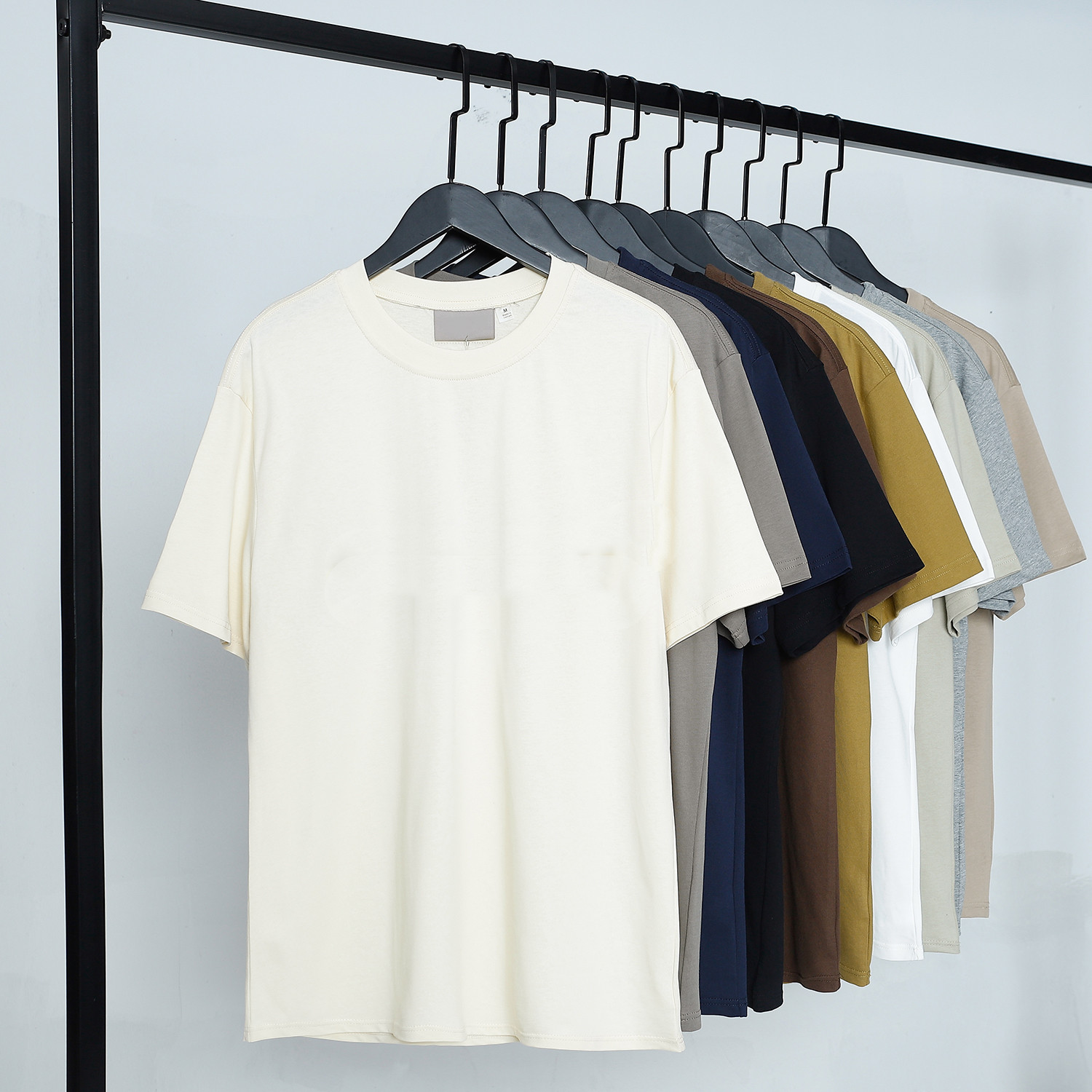 

2022 Cosigned T Shirt Mens Women Designers TShirt Casual Summer Street Women Dresses Men Clothing Lovers Clothes with High Quality, Front letter 1