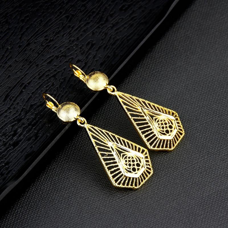 

Sunspicems Gold Color Long Hook Drop Earring for Women African Wedding Jewelry Arabic Female Metal Bijoux Gift