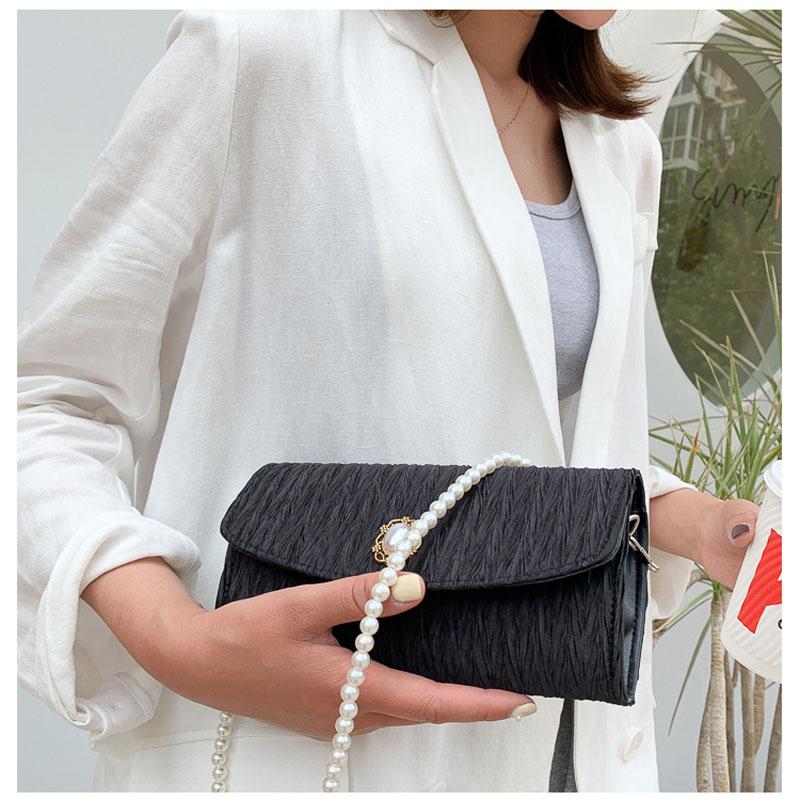 

Women's Shoulder Bag Retro Casual Pearl Chain Small Bag Fashion Dinner Bags Clutch Solid Color, Black