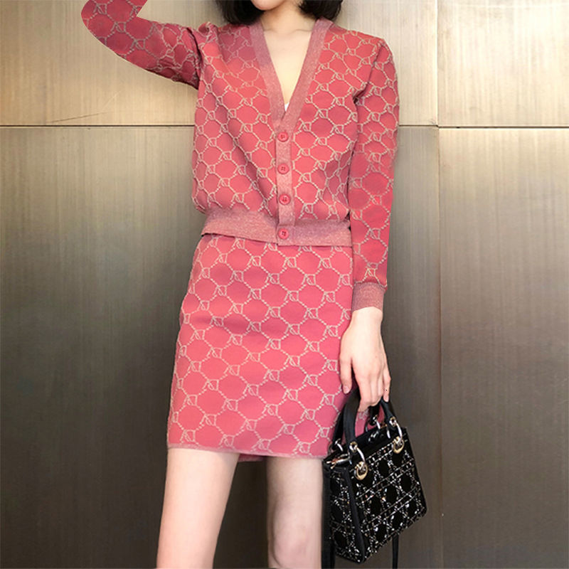

2021 High quality Spring Summer Short Cardigan Hip Skirt Mature Light Socialite Wind Two Female Parts YQT5
