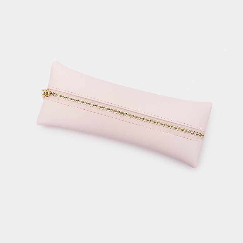 

Stationery bag female student cute creative niche design net red Korean girl heart cute ins wind stationery pencil case