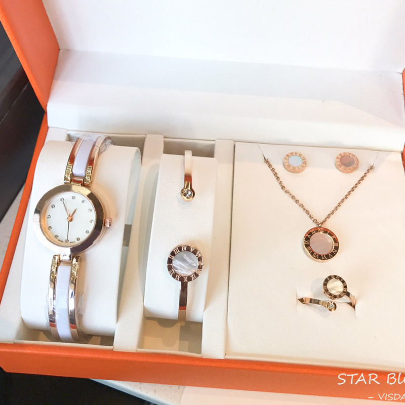 

Womens Luxury Watches New Fashion Jewelry Sets Top Rings Necklace Bracelet Lady Gift Wristwatches Classic Female Jewelry Regalo de mujer orologio