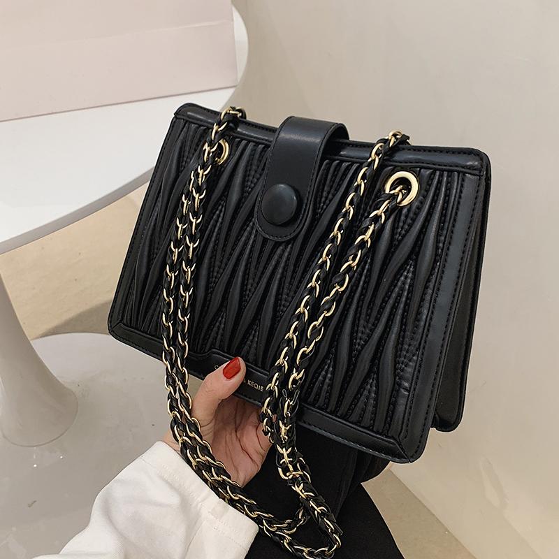 

Niche Design Chain Handbag 2021 New Fashion High-end Crossbody Bag Shoulder Square Bag Underarm Dual-use Width: 26cm, Black