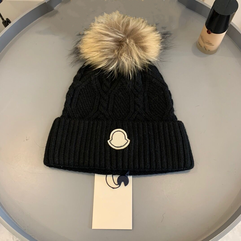 

Winter Autumn Scarf Ensemble Male and Female Wool Color Knitted Hat Hair Ball Z0it