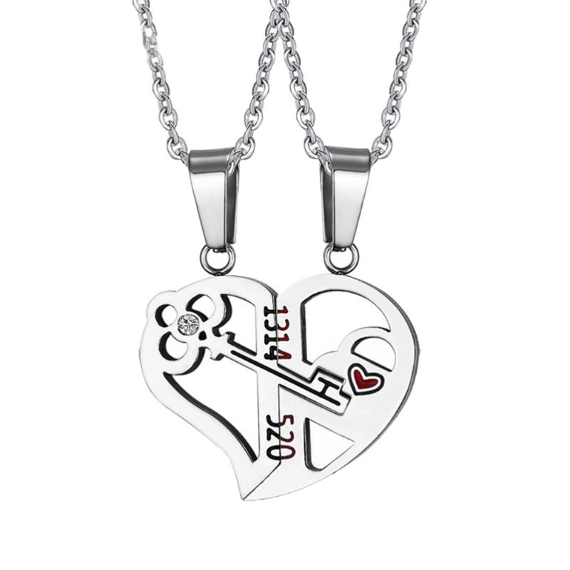 

1 Set/2Pcs Neck Chain Necklace Fashion Neck Decoration Couple Pendant Decor