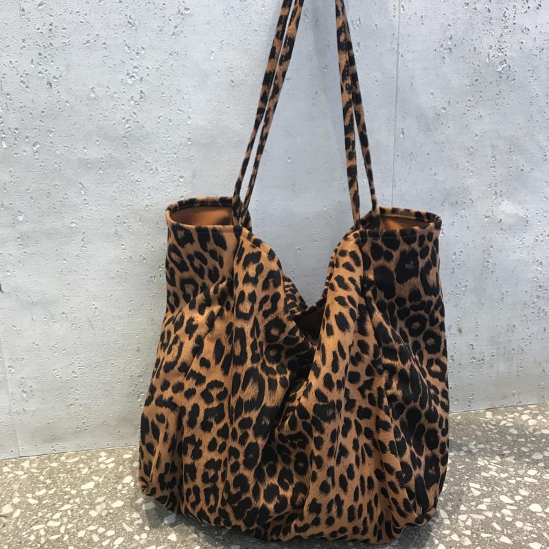 

Shoulder Bags Women Soft Leopard Print Tote Handbag Girls Casual Big Capacity Messenger Bag Large Eco Shopping Gift Bolsa, Brown