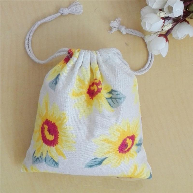 

Rustic Style Flower Linen Cotton Drawstring Gift Bags Candy Cookie Storage Bag DIY Pouch For Wedding Birthday Party Decoration1