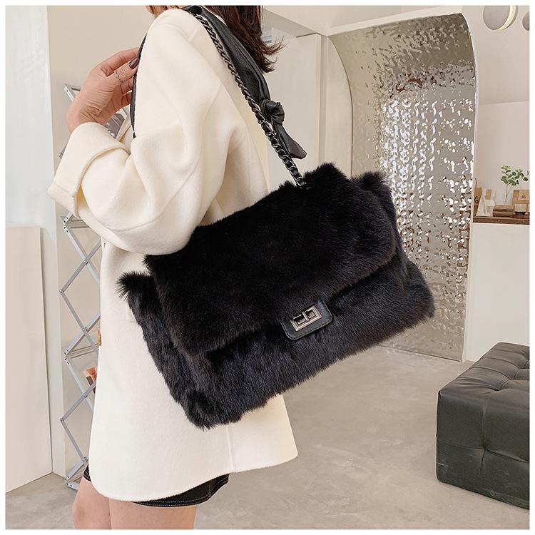 

Women Handbag Lamb hair bag women's new chain large capacity one shoulder portable hair bag armpit, Black