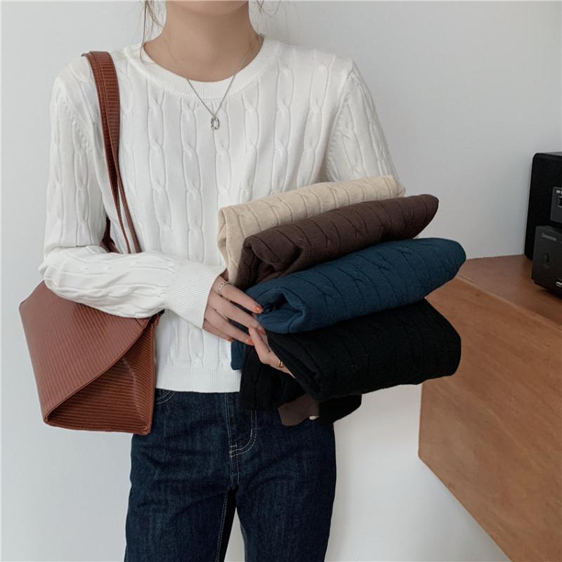 

New Winter Korean Women Sweaters O-Neck Loose Knitted Pullovers Female Casual Solid Tops Simplicity Short Sweater, Black