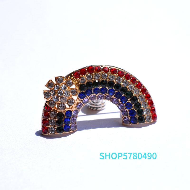 

Pins, Brooches Elegant For Women Rhinestone Rainbow Pin Multi Color Ladies Bridal Decoration Dress Accessories Fashion Jewelry Luxury