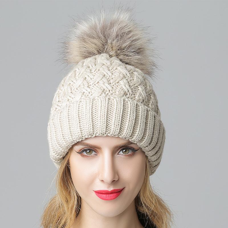 

Hat Women's Autumn and Winter Warm Knit Hat Oversized Fur Ball and Woolen Cap Solid Color Twist Ear Protection Winter, White
