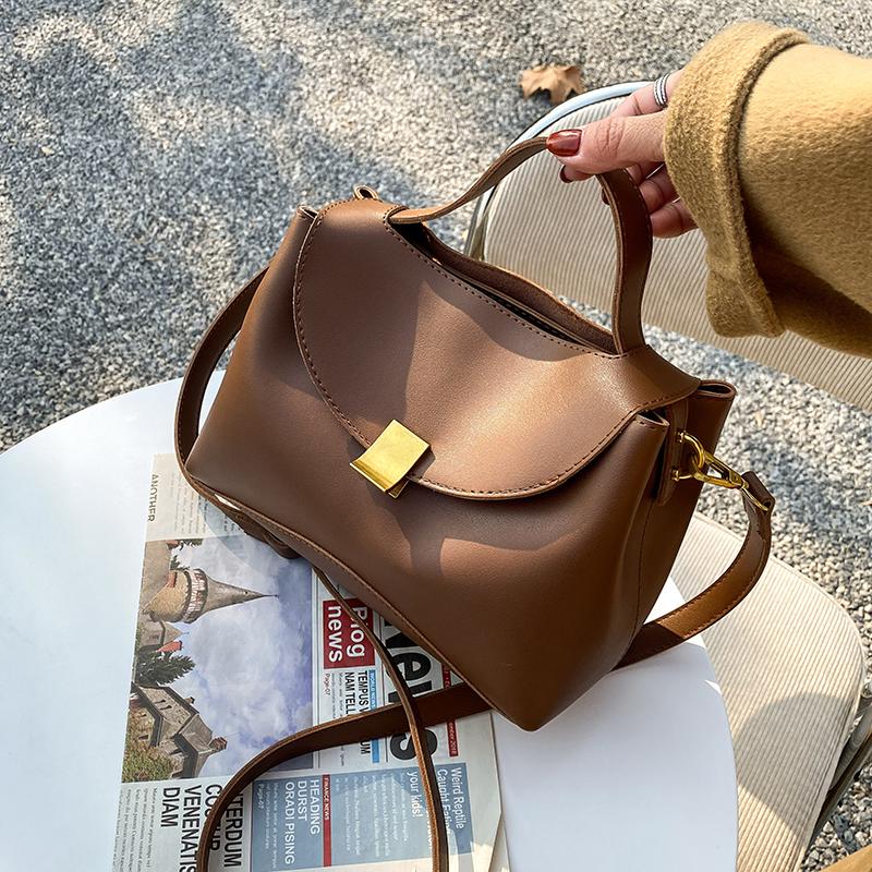 

2021 Small PU Leather Crossbody Bags for Women 2021 Trend Hand Bag Women's Trending Shoulder Handbags and purse, Black