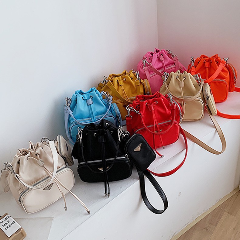 

Top quality Bucket bag female x2019 new net red same style twin bags nylon cloth shoulder messenger handbag women's purse Oxford cloth small wallets, Size:20×12×22cm;0.45kg