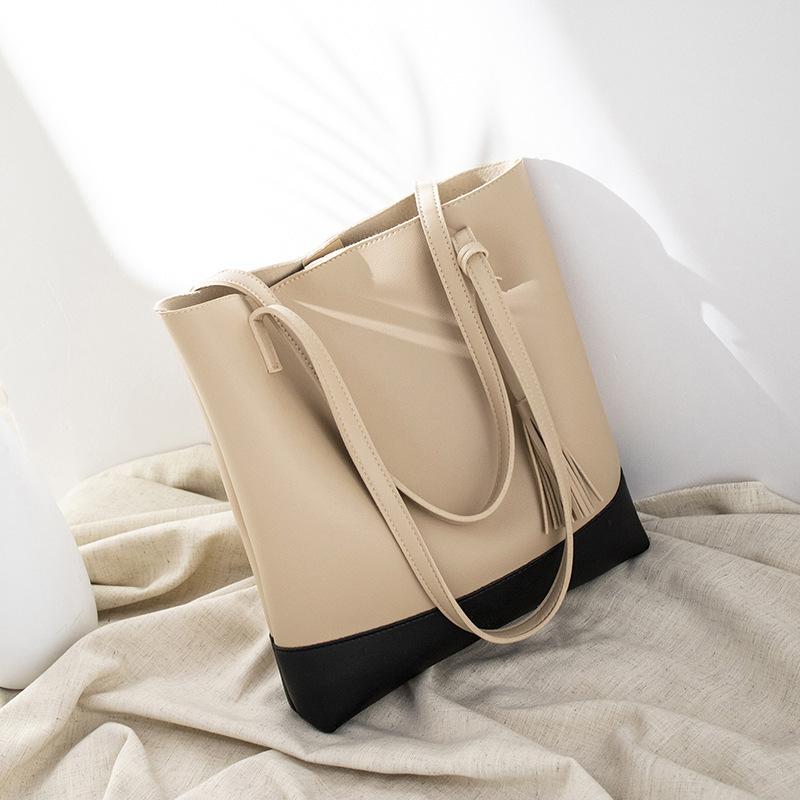 

Women Bag PU Leather Handbag Fashion Tote Bags Large Capacity Shoulder Bag Tassel New Designer Shopping Messenger Package Female, Khaki