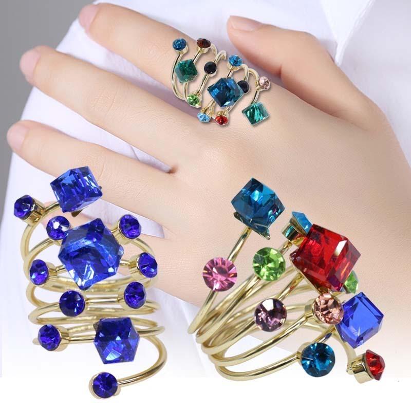 

Fashion Crystal Zircon Women Rings Personality Exaggerated Long Spring For Ladies Adjustable Black Rhinetore Elegant Jewelry