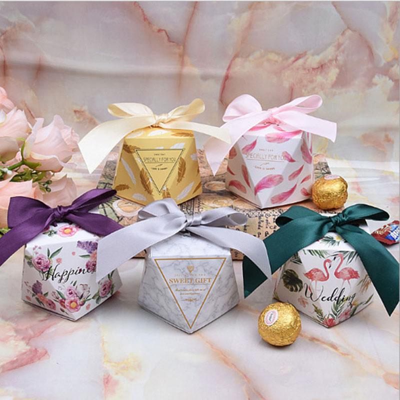 

New Wedding Favor Box and Bags Sweet Gift Candy Boxes for Wedding Creative Candy Box Party Supplies Thanks Gift Chocolate