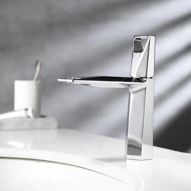 

All Copper Bathroom Basin Faucet Hot And Cold Water Faucet Sink Single Handle Deck Installation Electroplated Gold1