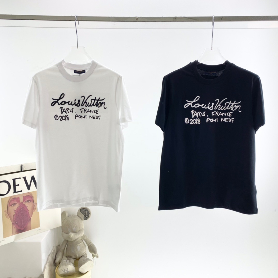 

2021ss spring and summer new high grade cotton printing short sleeve round neck panel T-Shirt Size: m-l-xl-xxl-xxxl Color: black white A699