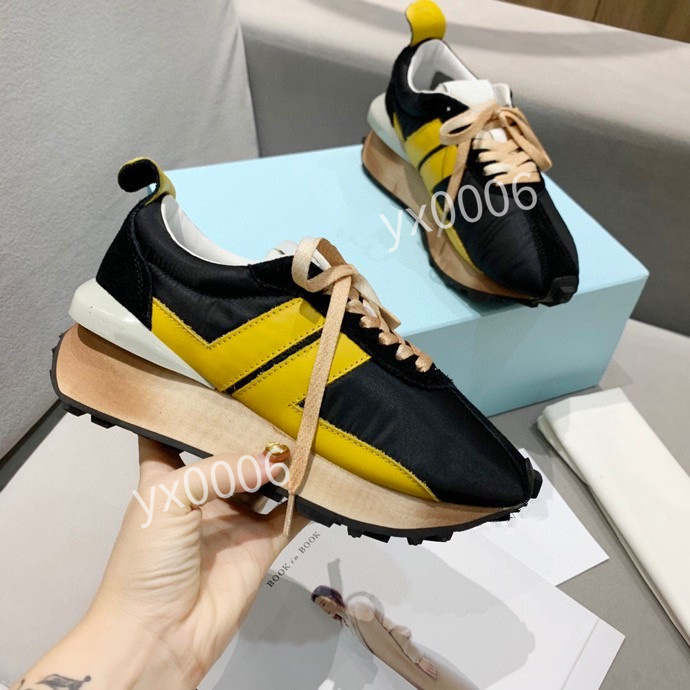 

2022 Men's brand low-top leather sneakers fashion designer classic black and white two-color men's sports shoes ly211127, Choose the color