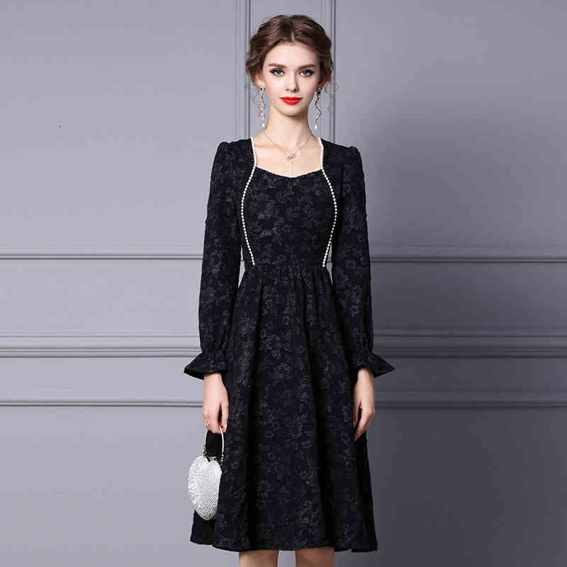 

Casual Dresses Zhili French Hepburn dress autumn and winter bubble sleeve pearl thin skirt with coat 5PS8, Black