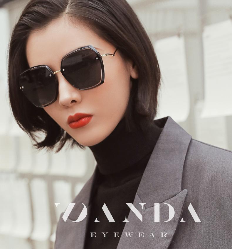 

Sunglasses Polarized Women Oversized Frame Rays Brand Designer Sun Glasses Outdoor UV 400 Protection Fashion 2021 Style