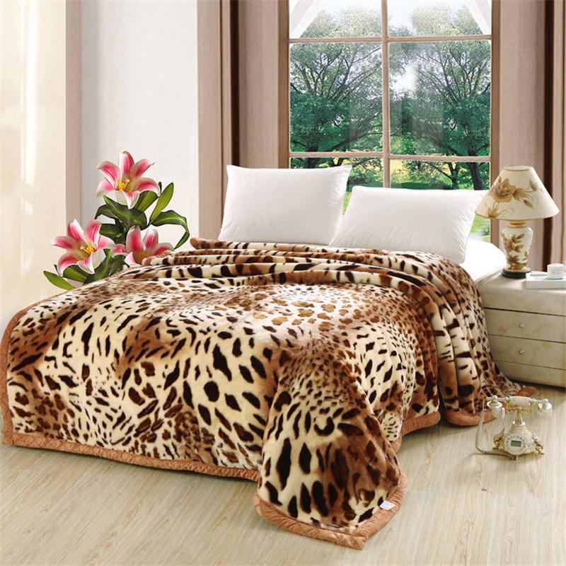 

Leopard Thicken Double Layer Raschel Plush Throw Blankets Fluffy Sherpa Fleece Bedding Bedspread Blankets for Bed, Red