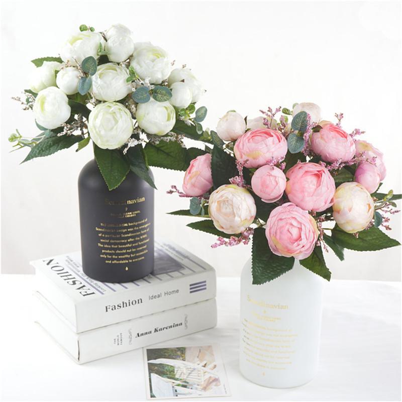 

Festive Pink Simulation Bouquet Artificial Rose Flower Fake Flower Bridal Bouquet Holding Flowers Home Interior Decor, Red