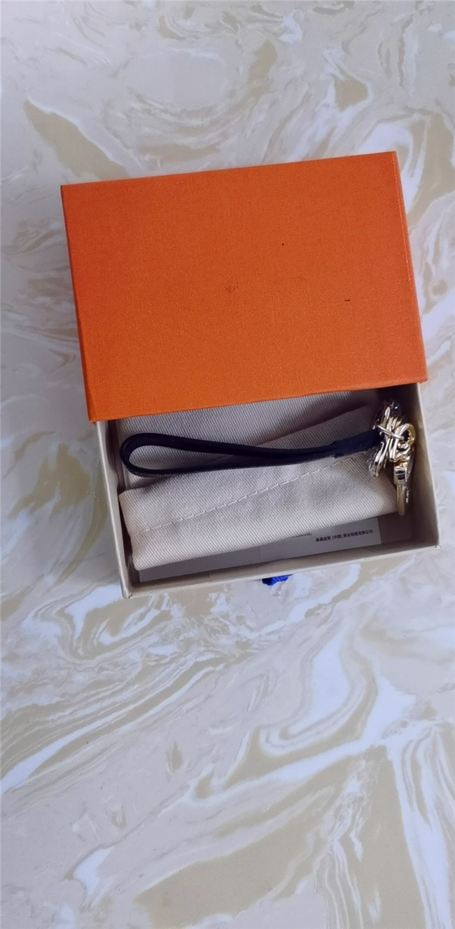 

Fashion brand key chain gift men and women souvenir car bags accessories with boxes