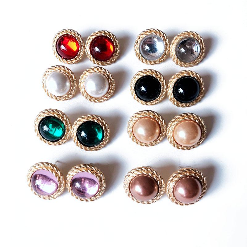 

Stud Round More Colors Sweet Earring