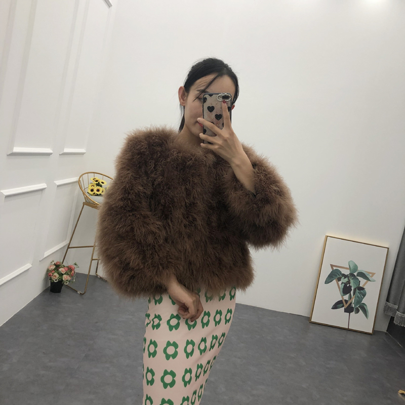 

Real Women's New Short Coat Genuine Ostrich From Turkey Spring Fall Female Winter Jacket Outerwear Feather Ttoh, The picture