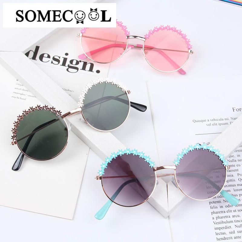

Vintage Kids Round sunglasses Little Flower Decorated Metal child glasses UV400 Cute summer eywear Baby Girls sunglasses1