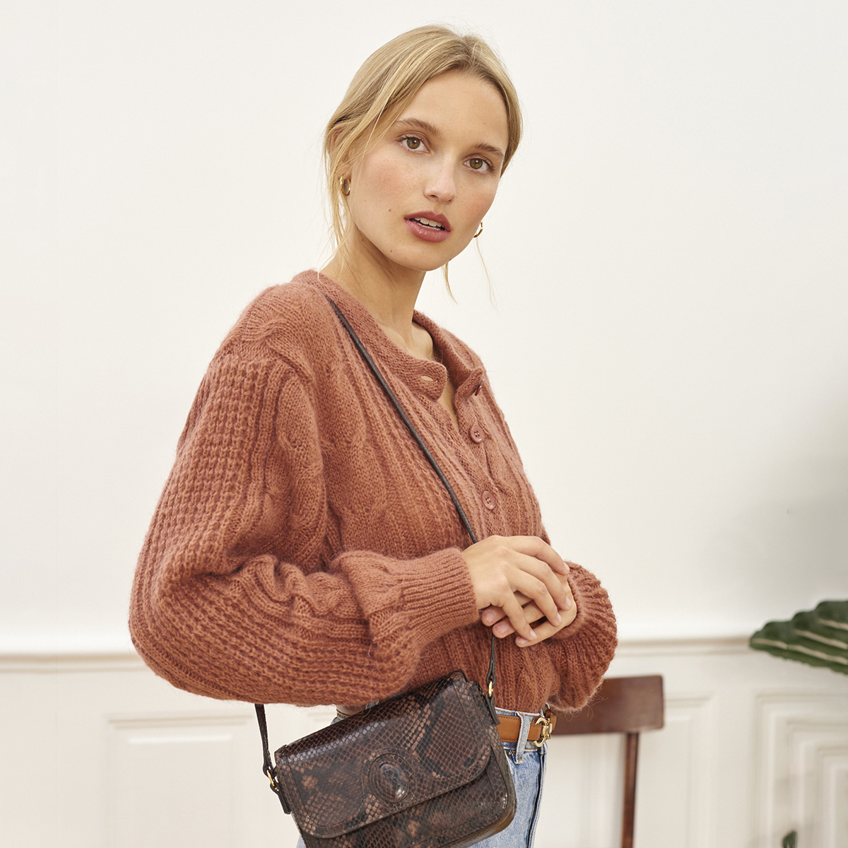 

Oversized woman's knitted sweater casual fall the neck long sleeve chic bent warm winter cardigan women of vintage 2020, Brown