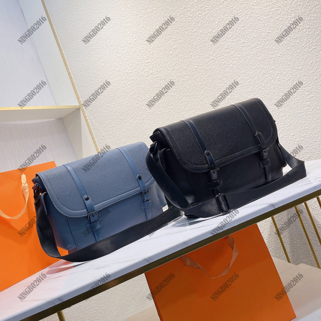 

Fashion Men Briefcase Christopher Series Shoulder Bag Vintage Leather Handbag Black Blue Messenger Bags Large Capacity Crossbody for Office Work Business School, 58494 black