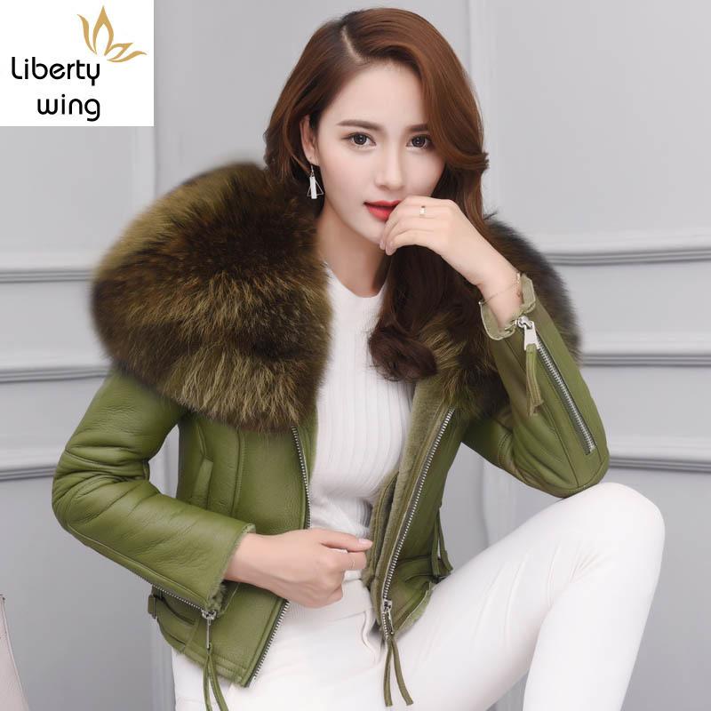 

Women Sheepskin Genuine Leather Lady Real Raccoon Fur Collar New Fashion Female Outwear Short Casual Zipper Plus Size Coat, Black