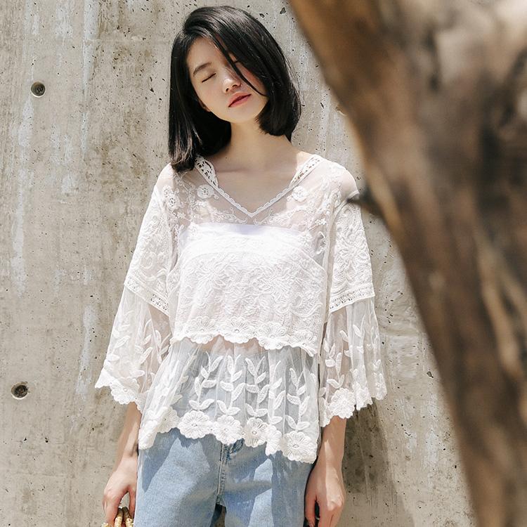 

Women's Summer Clothing New Literary Small Fresh Trumpet Sleeve Top Pullover Sun Protection Blouse Loose Hollow Lace Shirt, White