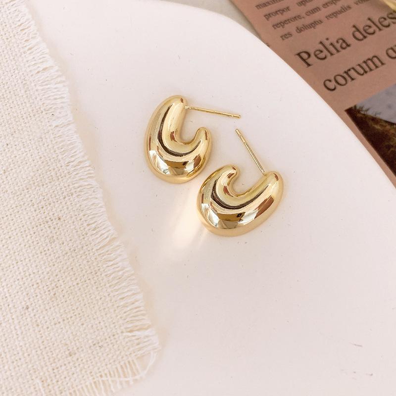 

Stud GSOLD Trendy Simple Glossy Metal Earrings Geometric Punk Alloy Curved Small Earring Fashion Women Daily Party Jewelry