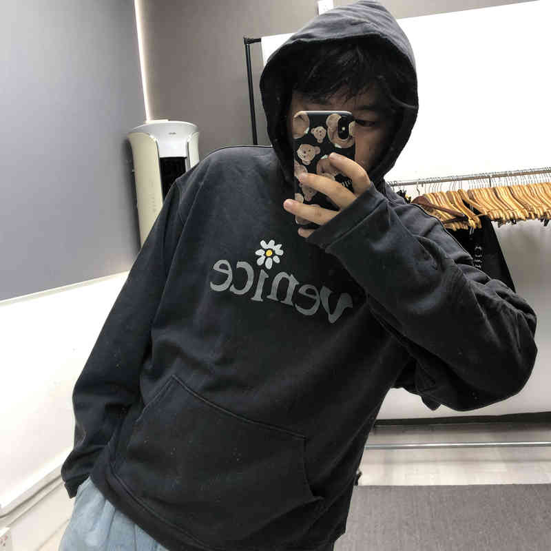 

Erl Venice Be Nice Daisy High Street Vintage Print Hoodie Vibe, Wash water black to dark gray