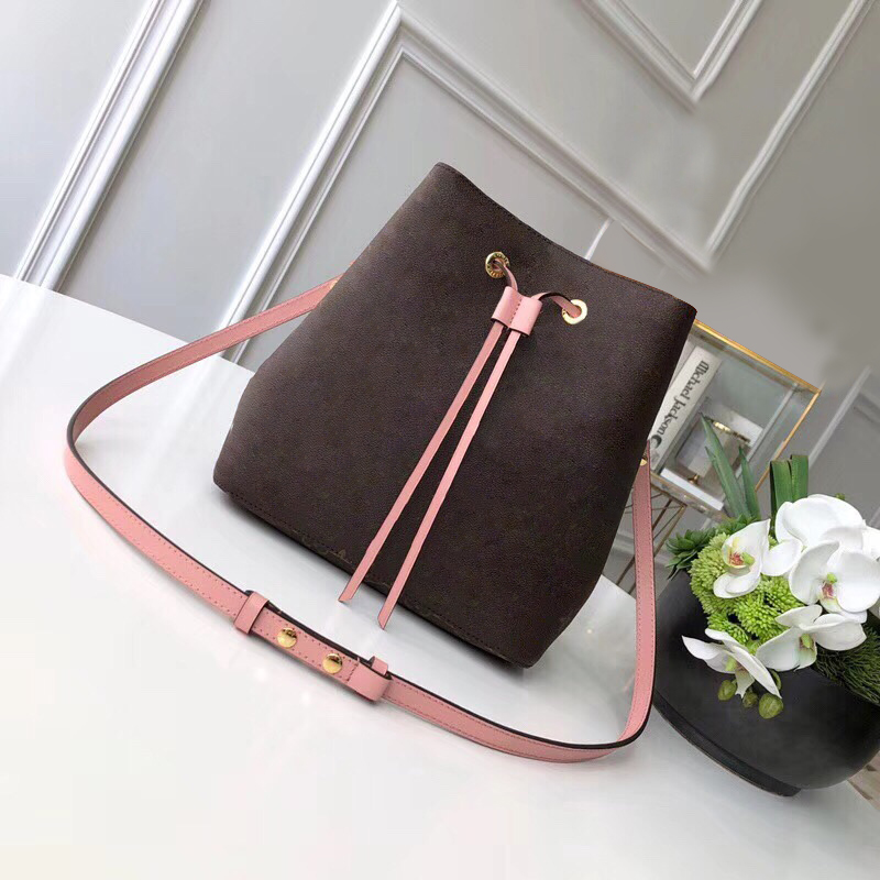 

2020 new Fashion 26cm Top quality designer Fashion Genuine leather women neonoe shoulder bag Classic letter crossbody bag Free Shipin, Pink