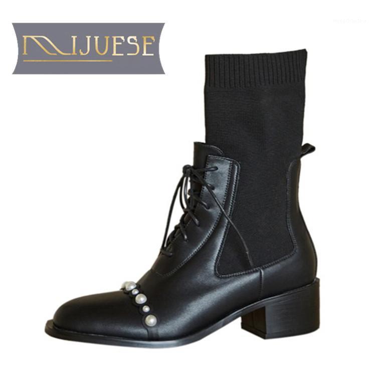 

MLJUESE 2021 women Ankle boots Cow leather Winter short plush Round Toe Med heels female Riding boots size 401, Black