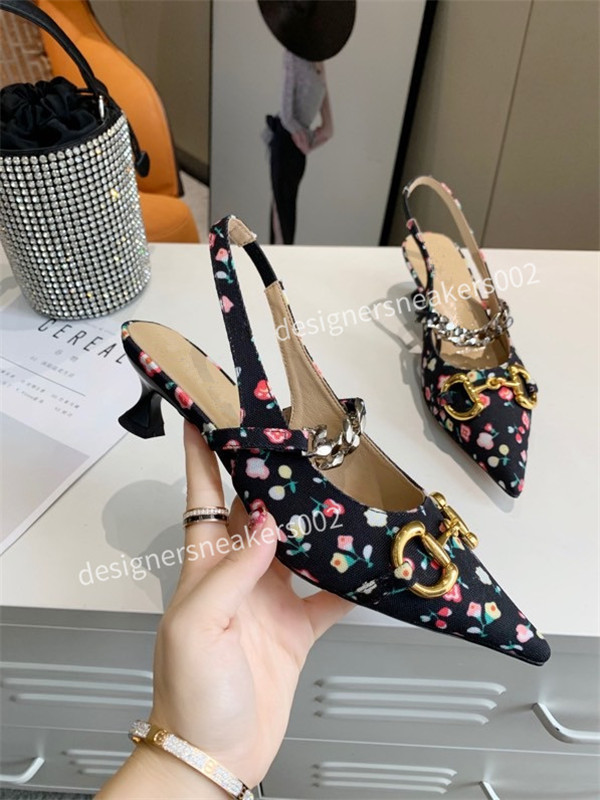 

2021Pumps Patent Leather Dress Wedding Shoes Ladies sexy High-heeled Shoes Ankle Strap Pumps Metal fashion heel ht201101, 02