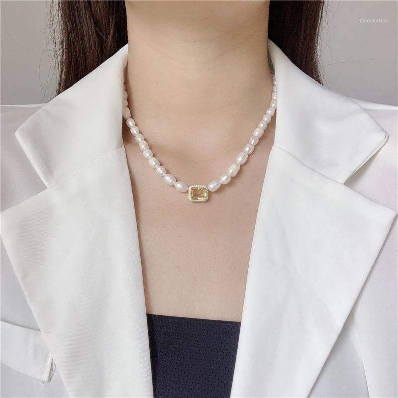 

SRCOI French Retro Style Natural Freshwater Pearl Necklace Simple Square Rhinestone Beaded Necklace Female Wedding Gift1