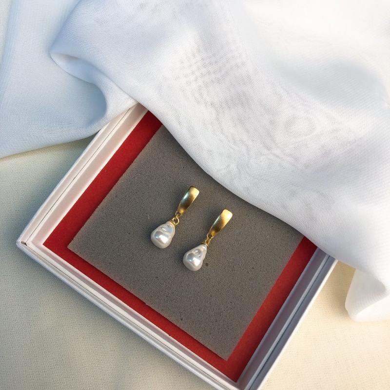 

Stud Pendant Earrings Handmade Zircon Pearl Jewelry 18K Gold Plated Brass For Women Asymmetric Earring Ch1