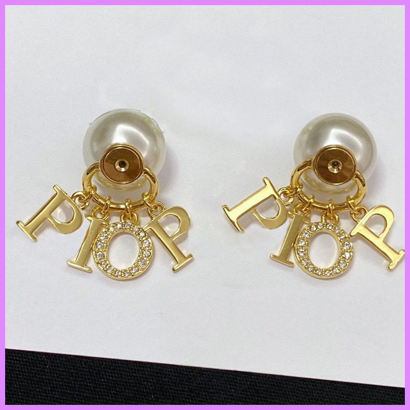 

Womens Earrings Fashion Pearl Ear Studs Designer Earring For Lady Women Party Wedding Lovers Gift Engagement Jewelry Diamonds G2242912F